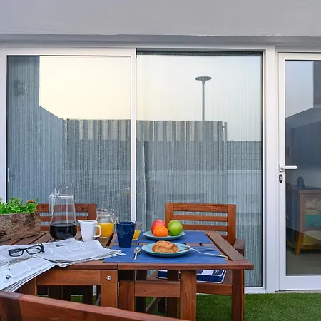 펜션 La Marinera House - Near The Beach, Air-Con, Fast Wifi And Sat Tv By Lanzarote Vacation Homes 플라야블랑카