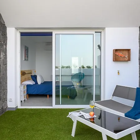 La Marinera House - Near The Beach, Air-Con, Fast Wifi And Sat Tv By Lanzarote Vacation Homes 펜션 플라야블랑카