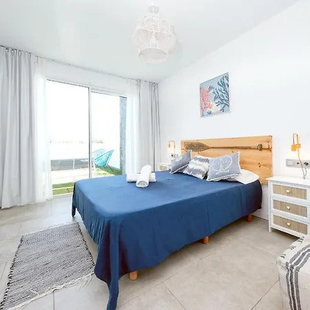 La Marinera House - Near The Beach, Air-Con, Fast Wifi And Sat Tv By Lanzarote Vacation Homes